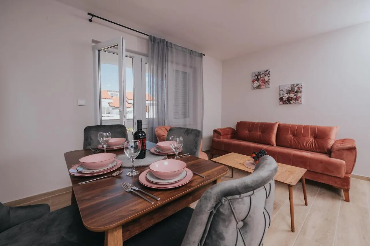 Apartments Virgine Maria I Baška