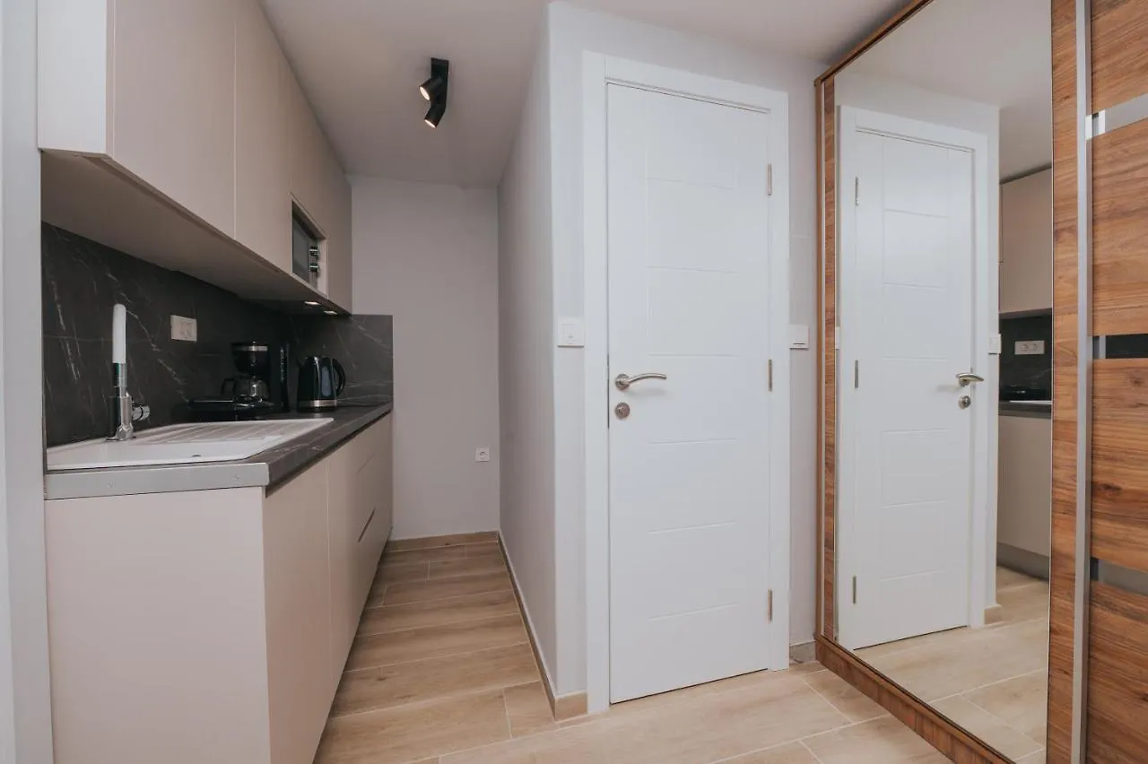 Apartments Virgine Maria I Baška 0*,