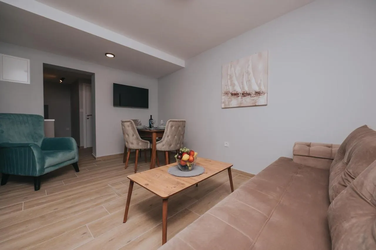 Apartments Virgine Maria I Baška 0*,