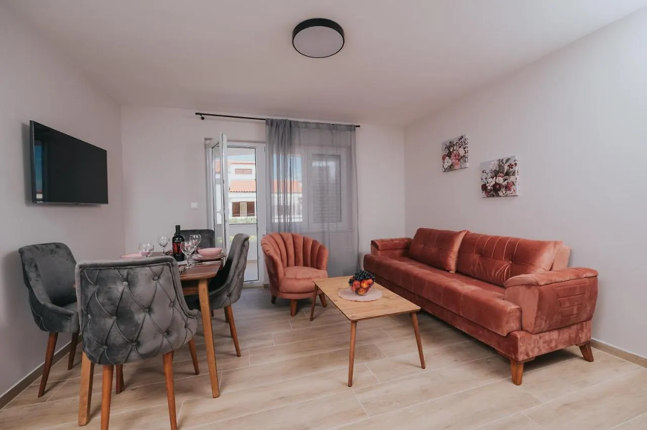 Apartments Virgine Maria I Baška